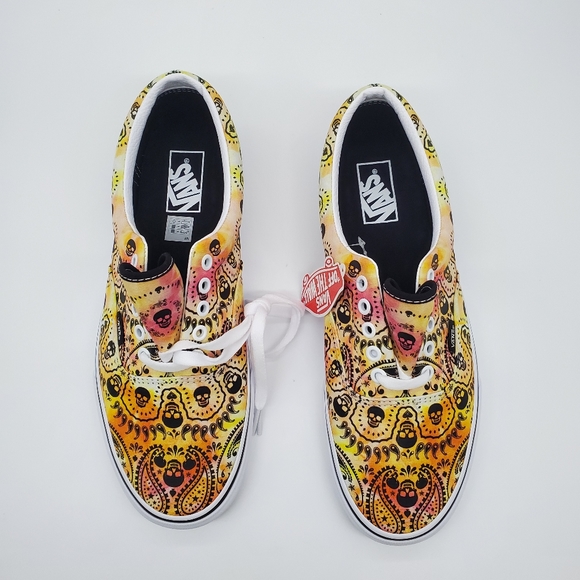 Vans Era Skulls Bandana - Picture 8 of 10